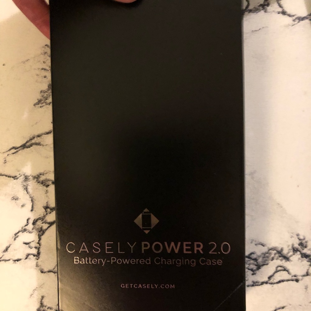 Casely charging case - Picture 2 of 3